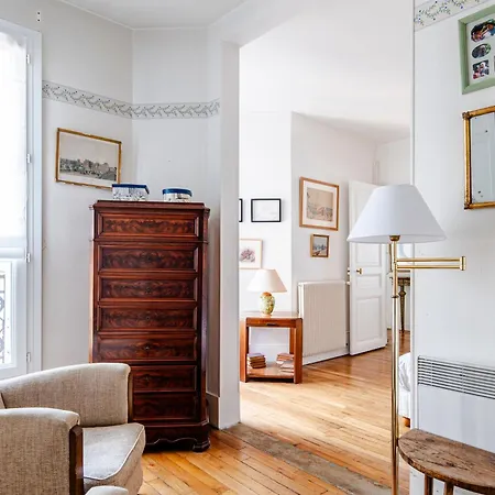 Veeve - Letellier Light Daire
