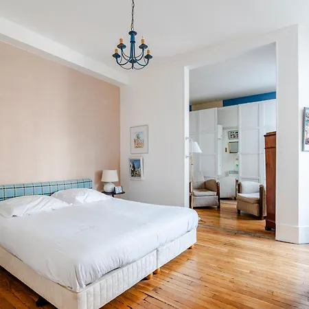Daire Veeve - Letellier Light Paris